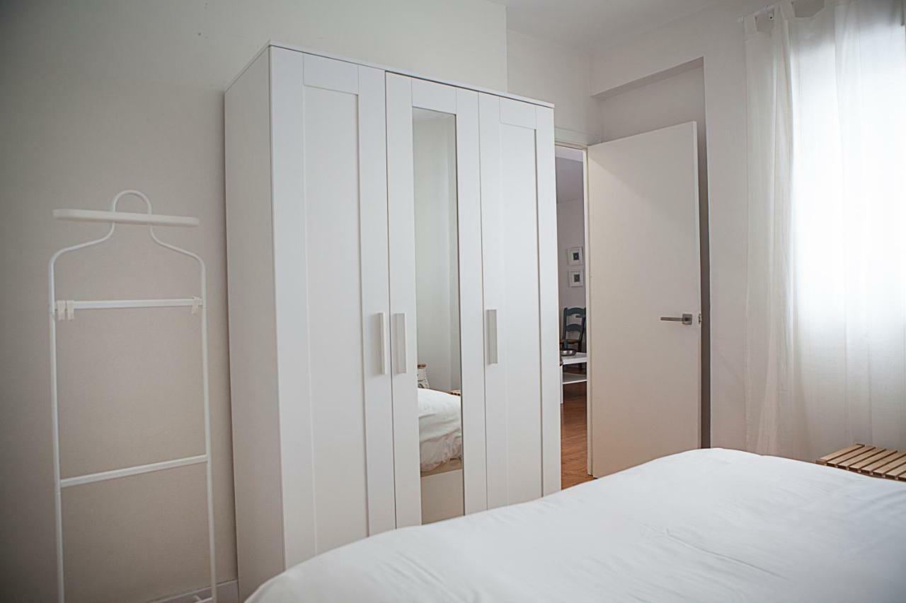 Apartamento Mendoza Seville Exterior photo
