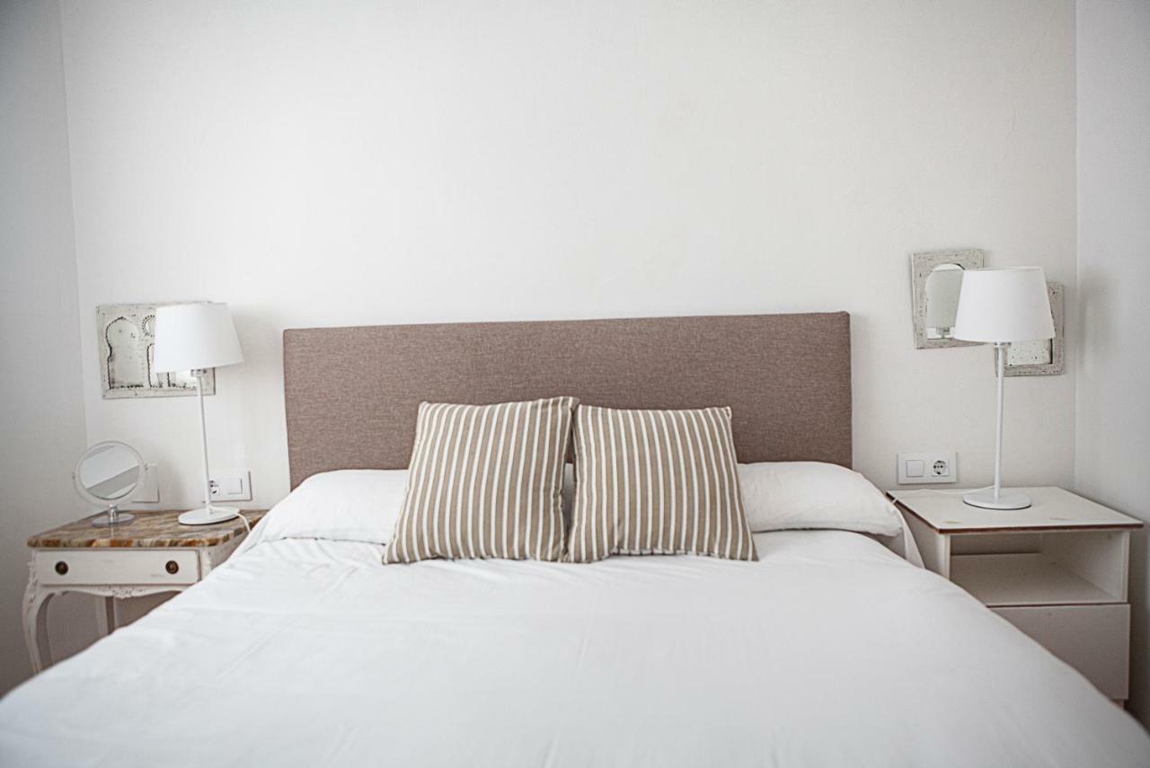 Apartamento Mendoza Seville Exterior photo