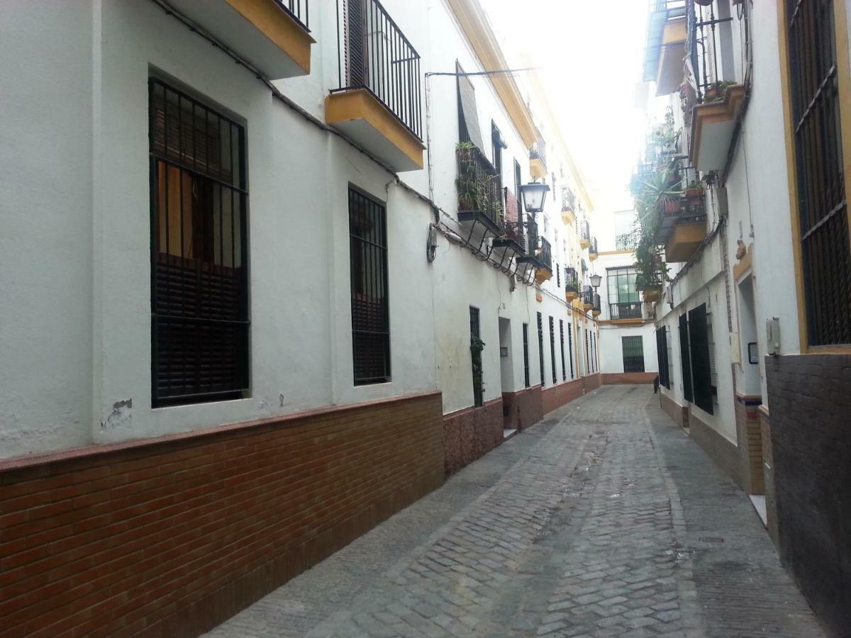 Apartamento Mendoza Seville Exterior photo